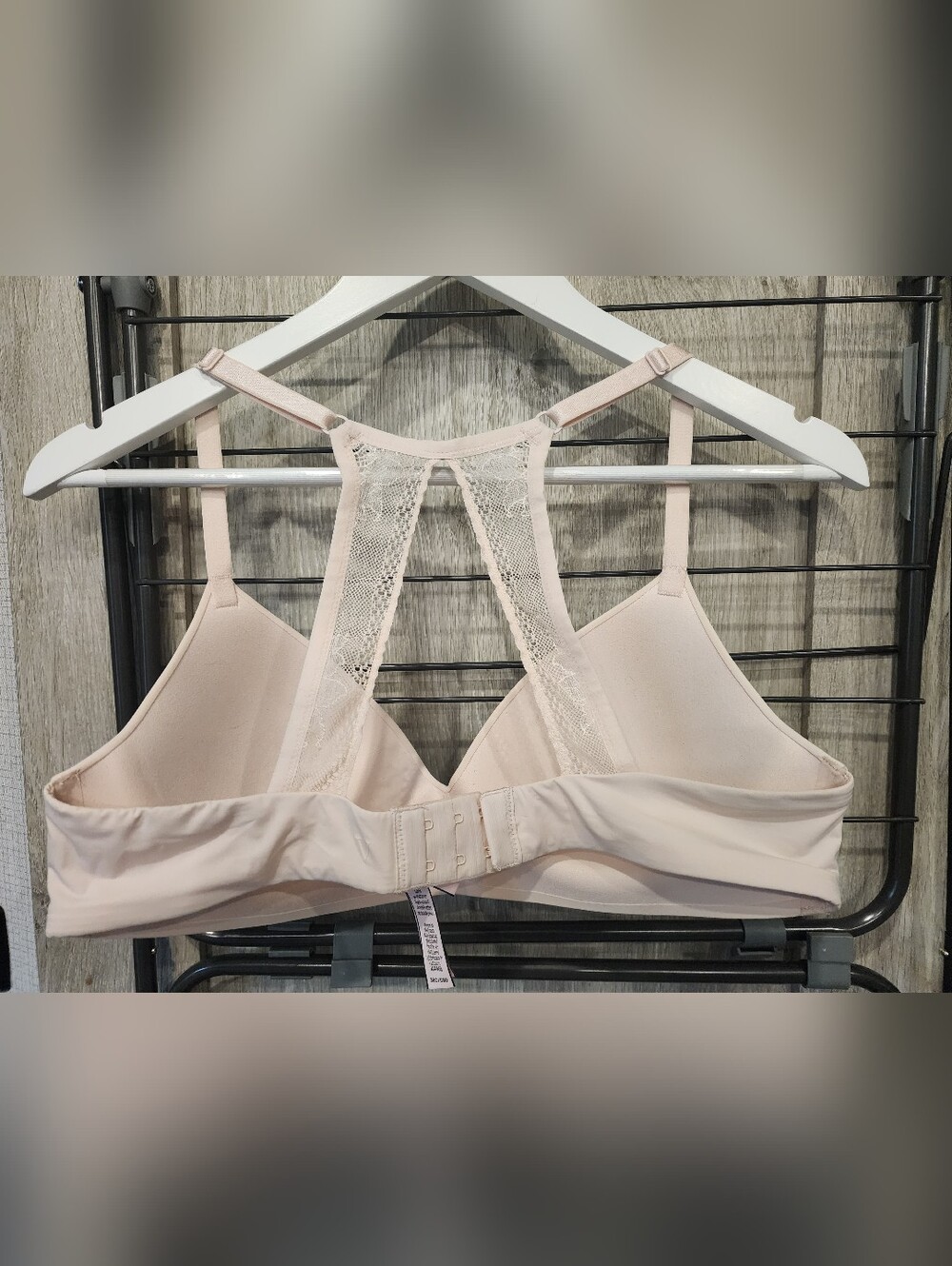 Victoria's Secret T Shirt Lightly Lined Racerback Lace Bra Wireless 36C Pink - Picture 3 of 5